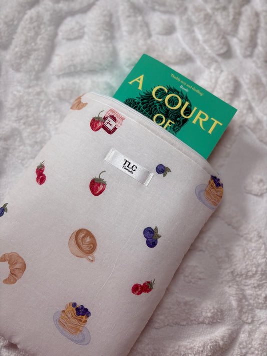 Paper back Book Sleeve – “Pastry & Pages” (Large – Paperback books)